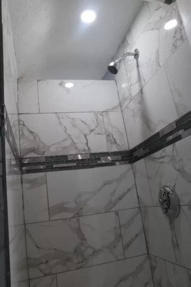 Main picture of 199 Pleasant St