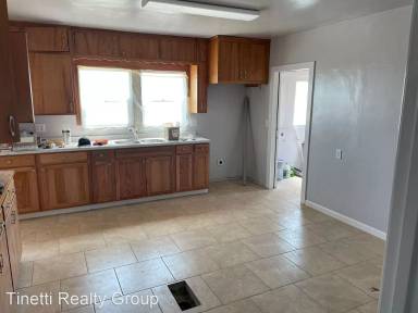 Main picture of 5781 Grove Ave