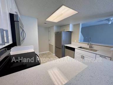 Main picture of 824 Washington Palm Loop