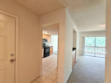 Main picture of Creeks Edge Condos