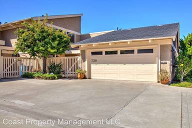 Main picture of 739 Calle Bahia