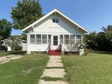 Main picture of 2716 Laurel Ave