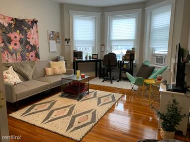 Main picture of 1082 Commonwealth Ave