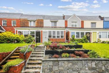 Main picture of 3423 Baker St NE