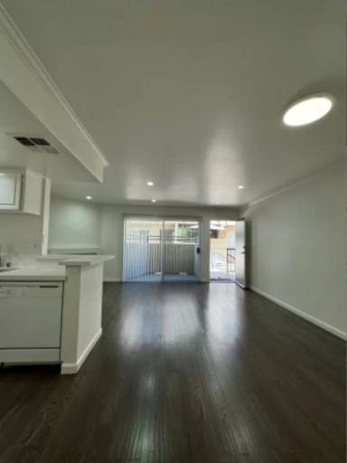 Main picture of 13002 Riverside Dr