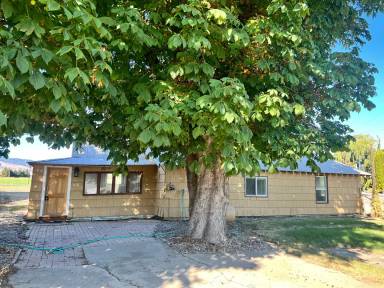 Main picture of 1660 Brown Rd
