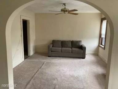 Main picture of 107 Walnut Ave