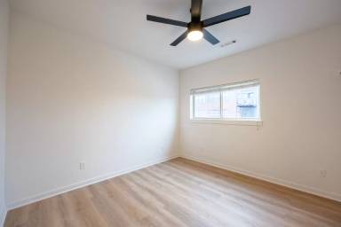 Main picture of 300-302 SW 6 Street 510-512 B St