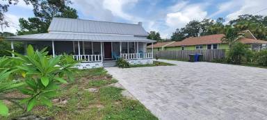 Main picture of 939 Highland Ave