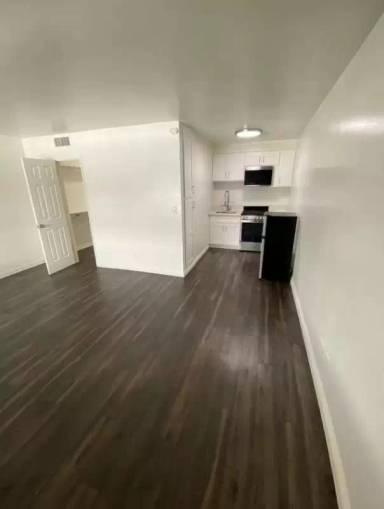Main picture of 3309 1st Ave