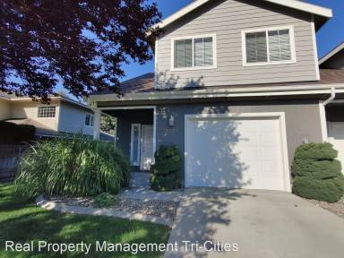 Main picture of 2327 Hood Ave
