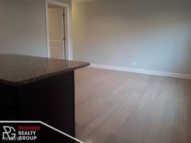 Main picture of 601 Sheridan Rd