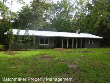 Main picture of 6915 NW 63rd Ave