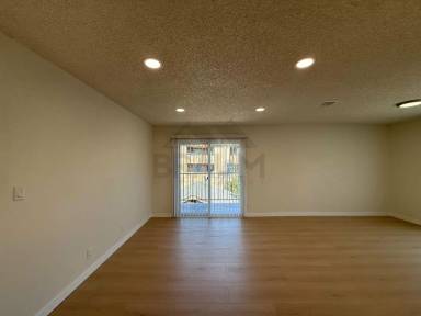 Main picture of 14801 Delano St
