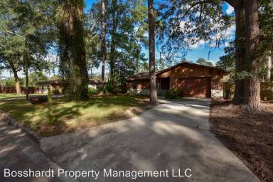 Main picture of 3741 NW 21st Dr