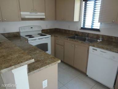 Main picture of 221 Talia Cir
