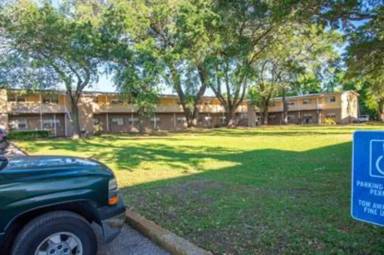 Main picture of 3099 Orange Center Blvd