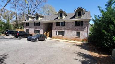 Main picture of 2812 Craigie Ave