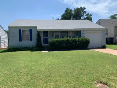 Main picture of 4116 SE 24th St