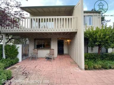 Main picture of 9643 Poplar Ct