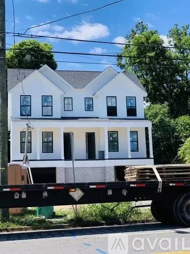 Main picture of 517 Wedgewood Ave