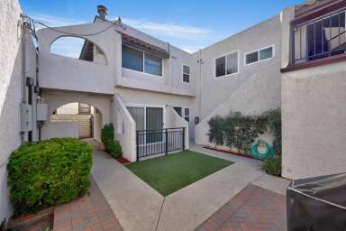 Main picture of 4921 Long Branch Ave