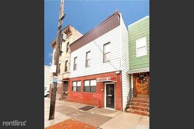 Main picture of 8716 80th St