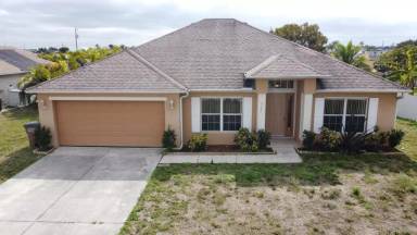 Main picture of 3320 NW 6th Ter