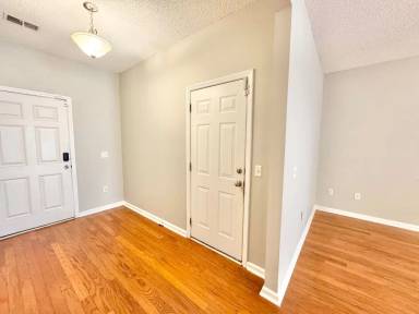 Main picture of 585 Canyon Oak Loop