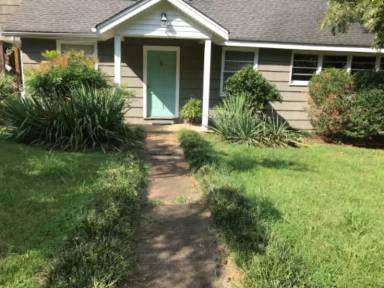Main picture of 256 S Crest Rd