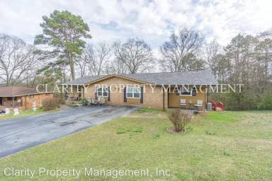 Main picture of 3812 Cherwood Ln