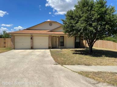 Main picture of 2809 Persimmon Dr