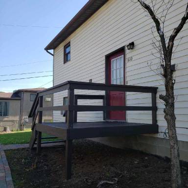 Main picture of 262 Close St