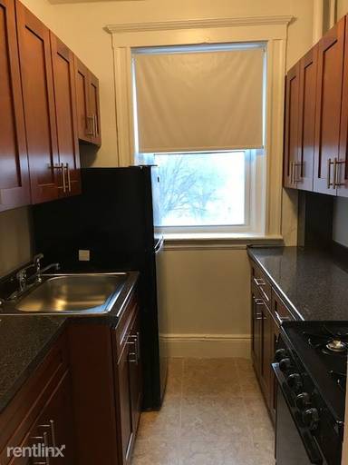 Main picture of 1171 Boylston St