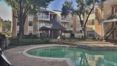 Main picture of Briarwick Condominiums