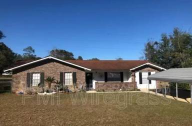 Main picture of 12 Forest Hill Dr