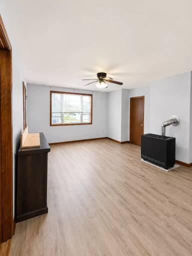 Main picture of 90 Aetna St