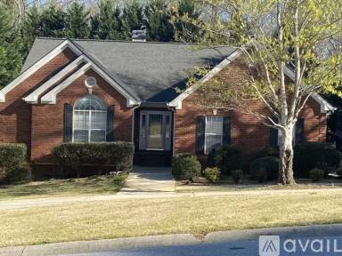 Main picture of 725 Club Dr