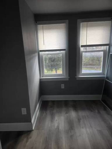 Main picture of 313 Old Reading Pike