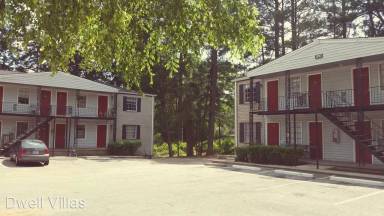 Main picture of 2044 S Cobb Dr SE