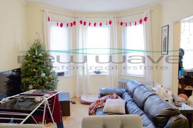 Main picture of 16-40 Queensberry St