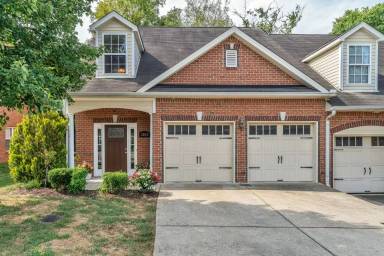 Main picture of 3062 Whitland Crossing Dr
