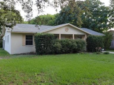 Main picture of 1724 Old Mount Dora Rd