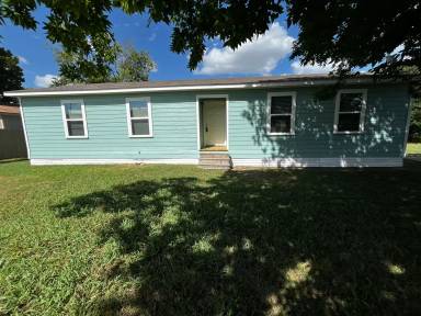Main picture of 1502 Daffan Ave