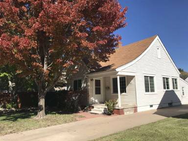 Main picture of 644 S Green St