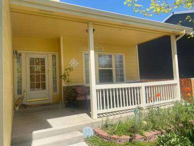 Main picture of 1766 Preston Dr