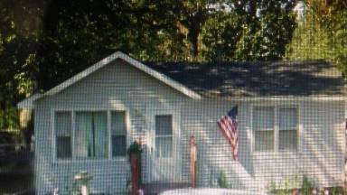 Main picture of 2722 Jay St