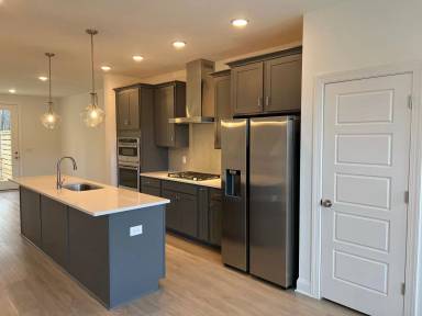 Main picture of 2006 Eva Pearl Dr
