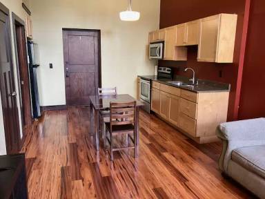 Main picture of 410 W 2nd Ave