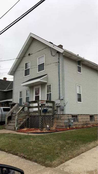 Main picture of 2207 School St